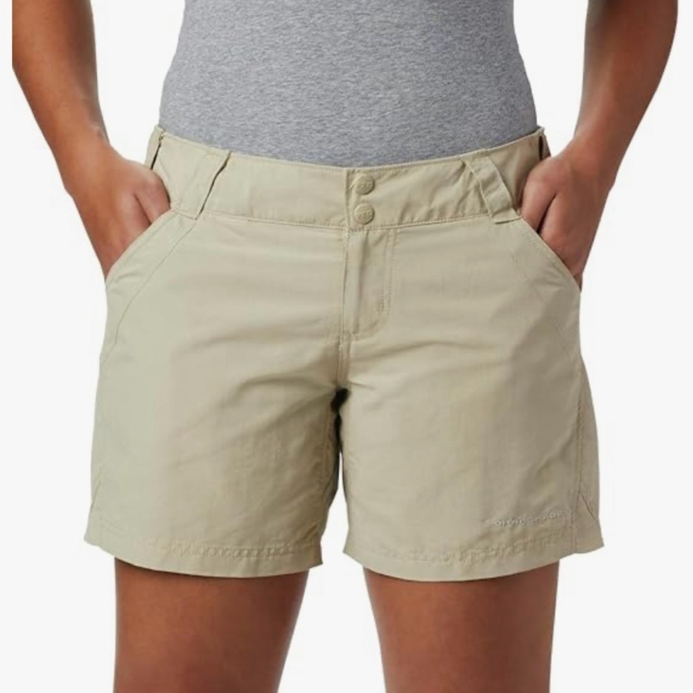 Columbia PFG Women’s Size M Tan 6” Nylon Shorts Lightweight Hiking Outdoor Fish